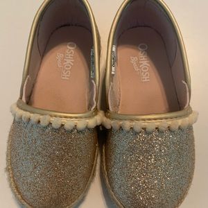 OshKosh Sparkly gold flats
